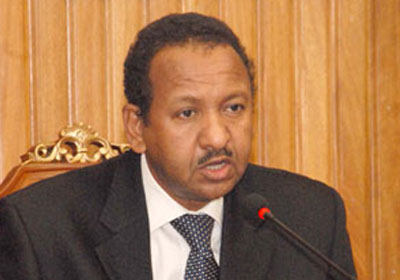 الدكتور مصطفى عثمان إسماعيل- وزير الاستثمار السوداني
